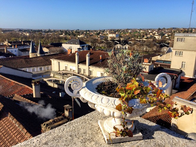Panorama sur la ville de Cognac depuis la tour de l'hôtel de Javrezac