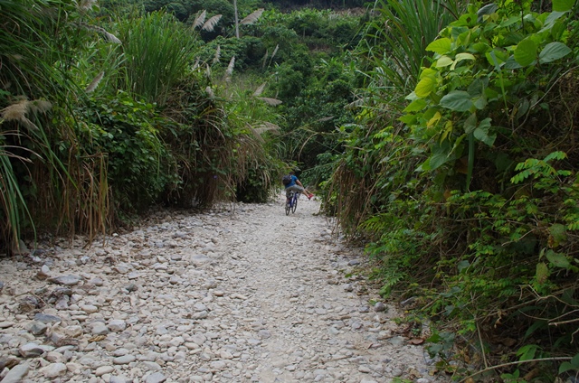 Chemin Laos