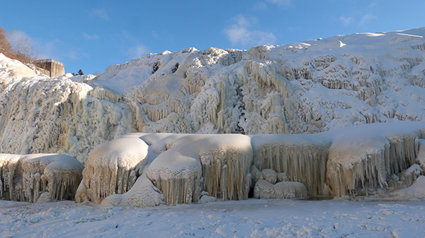 Les chutes de la Chaudière glacées - Québec