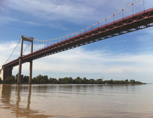 Pont d'Aquitaine - blog Bar a Voyages
