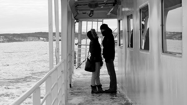 Instant romantique à bord du traversier... ©Franck/Le Bar à Voyages