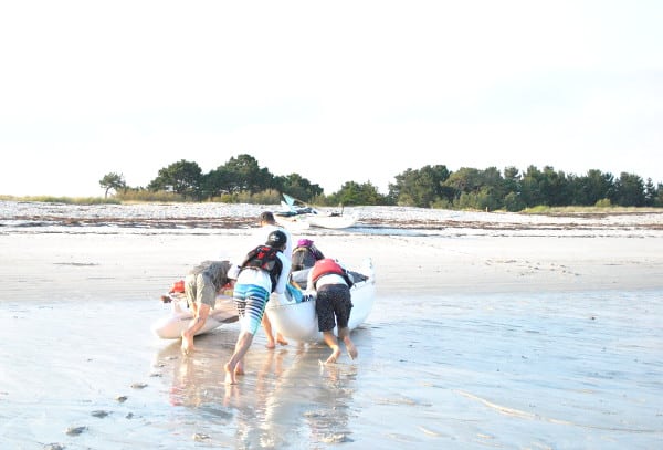 sortie de la pirogue - blog Bar à Voyages