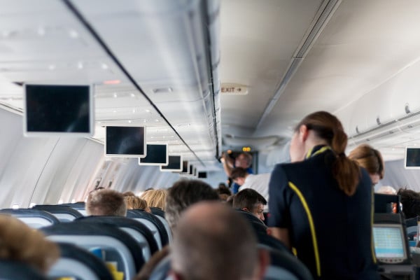 Service à bord de l'avion - blog Bar à Voyages